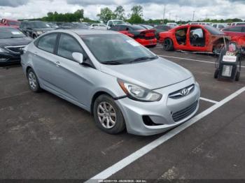  Salvage Hyundai ACCENT
