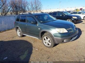 Salvage Mitsubishi Outlander