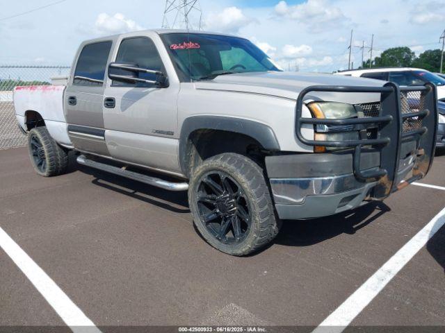  Salvage Chevrolet Silverado 2500