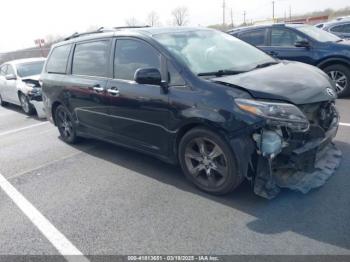  Salvage Toyota Sienna