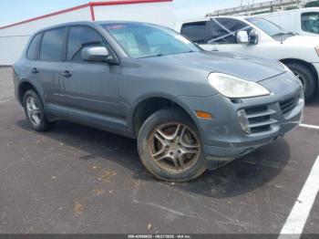  Salvage Porsche Cayenne