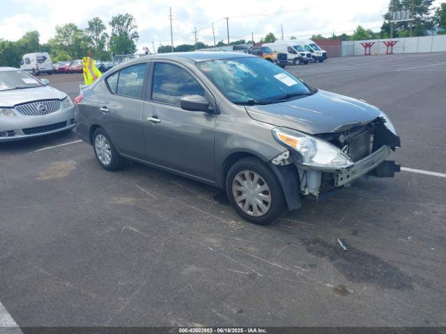  Salvage Nissan Versa
