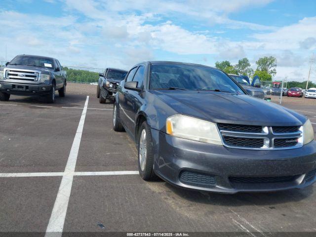  Salvage Dodge Avenger