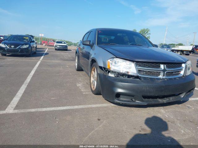 Salvage Dodge Avenger