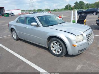  Salvage Chrysler 300