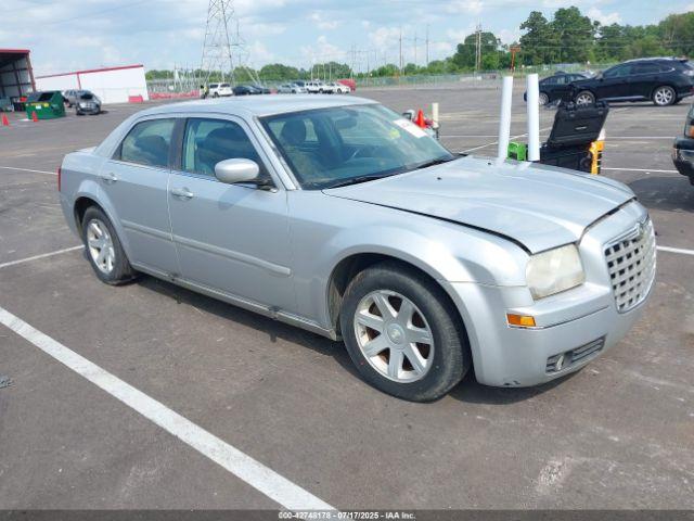  Salvage Chrysler 300