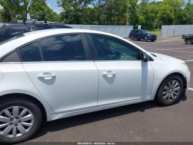  Salvage Chevrolet Cruze