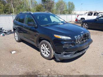  Salvage Jeep Cherokee