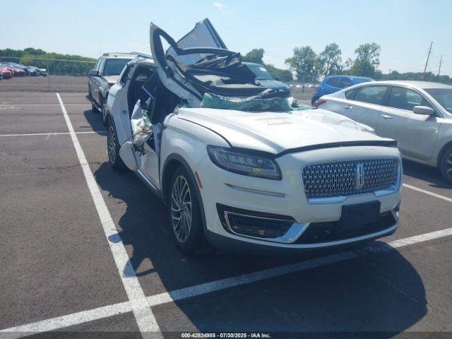  Salvage Lincoln Nautilus