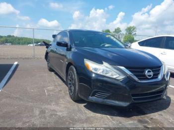  Salvage Nissan Altima