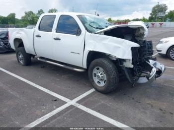  Salvage GMC Sierra 2500