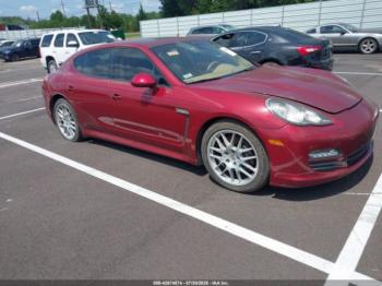  Salvage Porsche Panamera