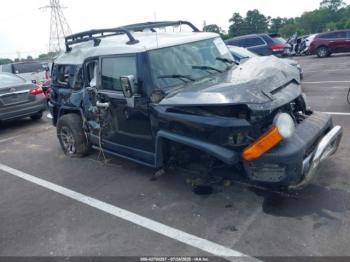  Salvage Toyota FJ Cruiser