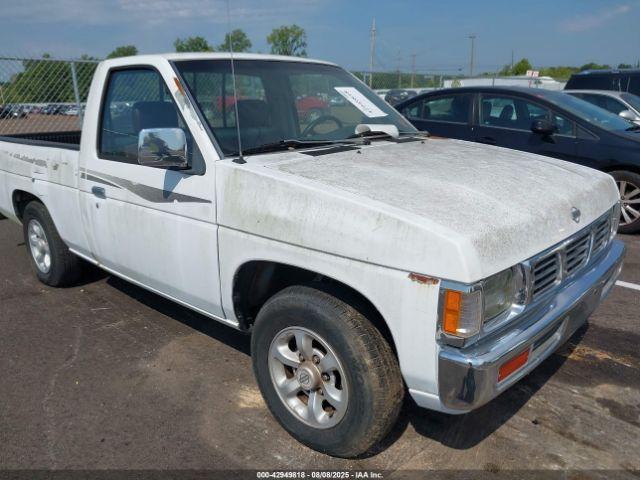  Salvage Nissan 4x2 Truck
