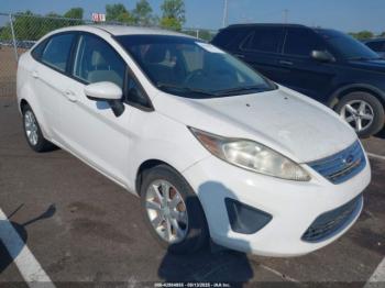  Salvage Ford Fiesta