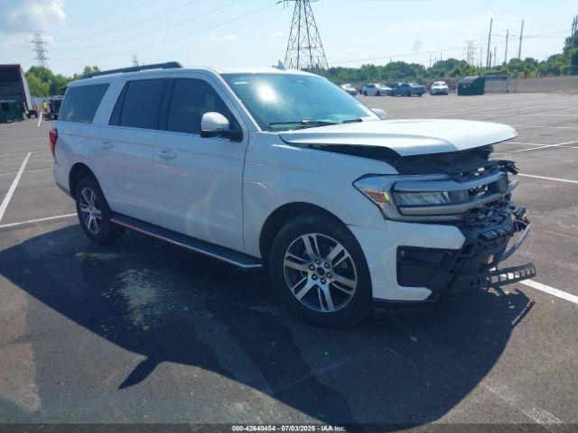  Salvage Ford Expedition