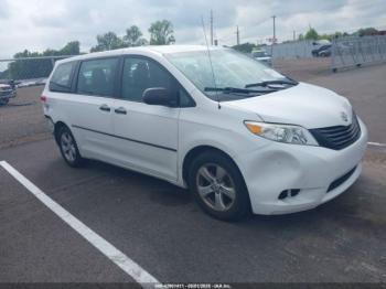  Salvage Toyota Sienna
