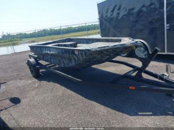  Salvage Havoc Bassboat
