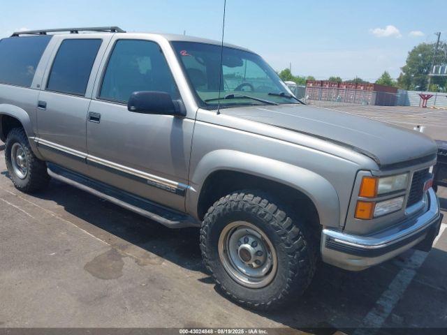  Salvage GMC Suburban 2500