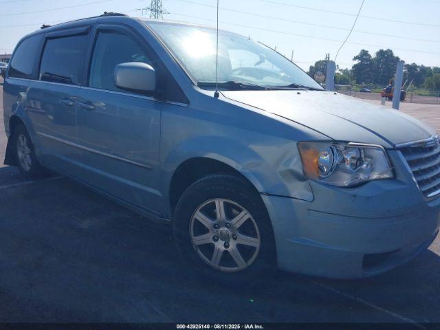  Salvage Chrysler Town & Country