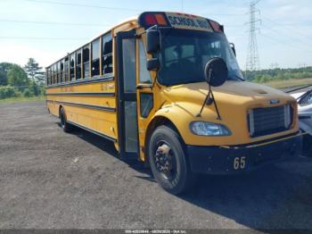  Salvage Freightliner Chassis