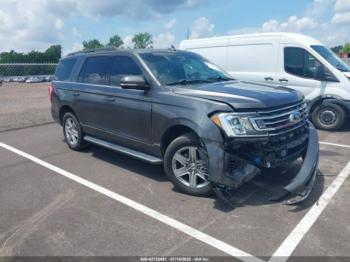  Salvage Ford Expedition