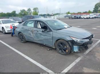  Salvage Hyundai ELANTRA