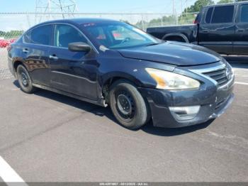  Salvage Nissan Altima