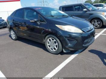 Salvage Ford Fiesta