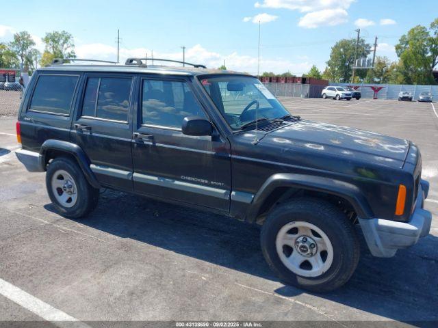  Salvage Jeep Cherokee