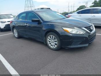  Salvage Nissan Altima