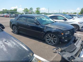  Salvage Chrysler 300