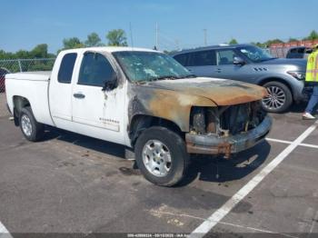  Salvage Chevrolet Silverado 1500