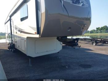  Salvage Cedar Creek Travel Trlr