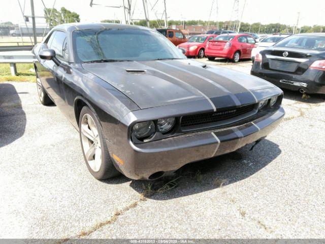  Salvage Dodge Challenger