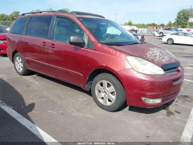  Salvage Toyota Sienna