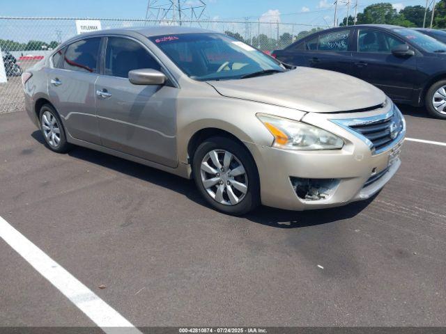  Salvage Nissan Altima