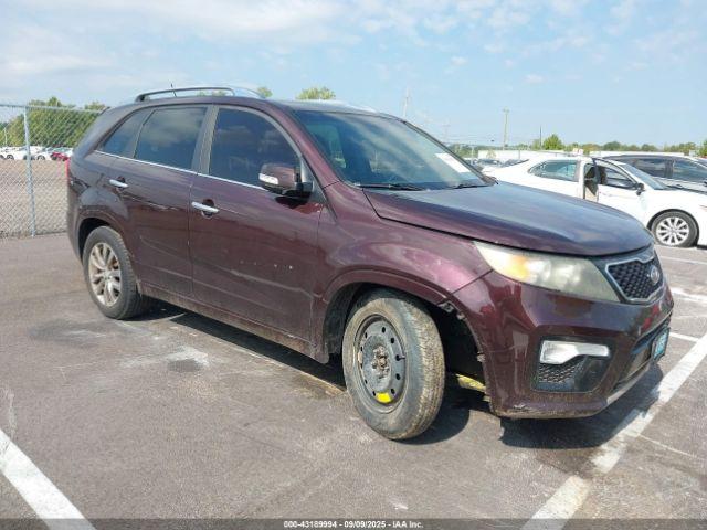  Salvage Kia Sorento