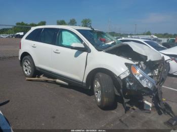  Salvage Ford Edge