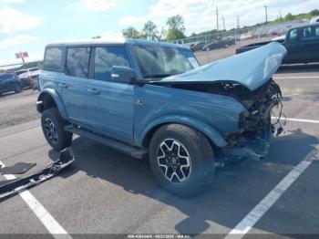  Salvage Ford Bronco