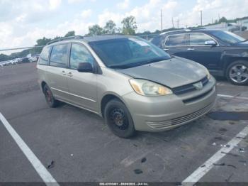  Salvage Toyota Sienna