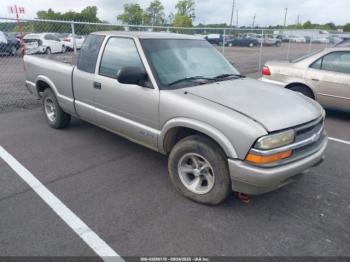  Salvage Chevrolet S-10