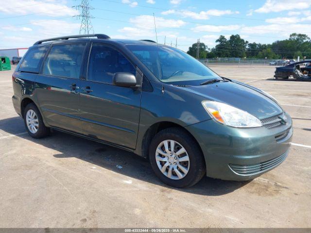  Salvage Toyota Sienna