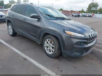  Salvage Jeep Cherokee