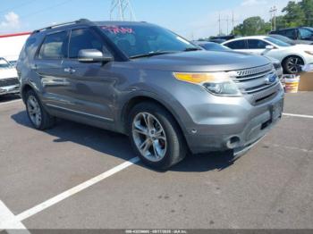 Salvage Ford Explorer