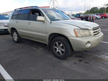  Salvage Toyota Highlander