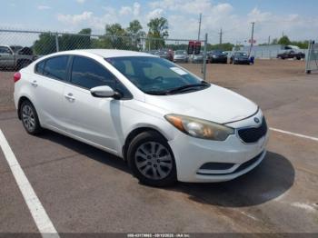  Salvage Kia Forte
