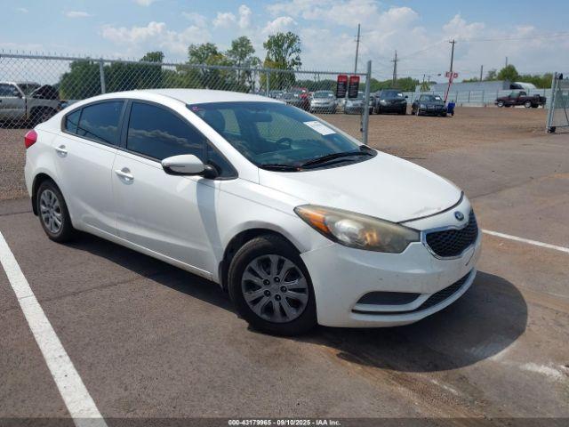  Salvage Kia Forte