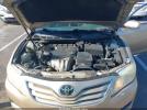 Toyota Camry Le Image 5