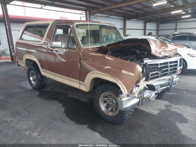  Salvage Ford Bronco